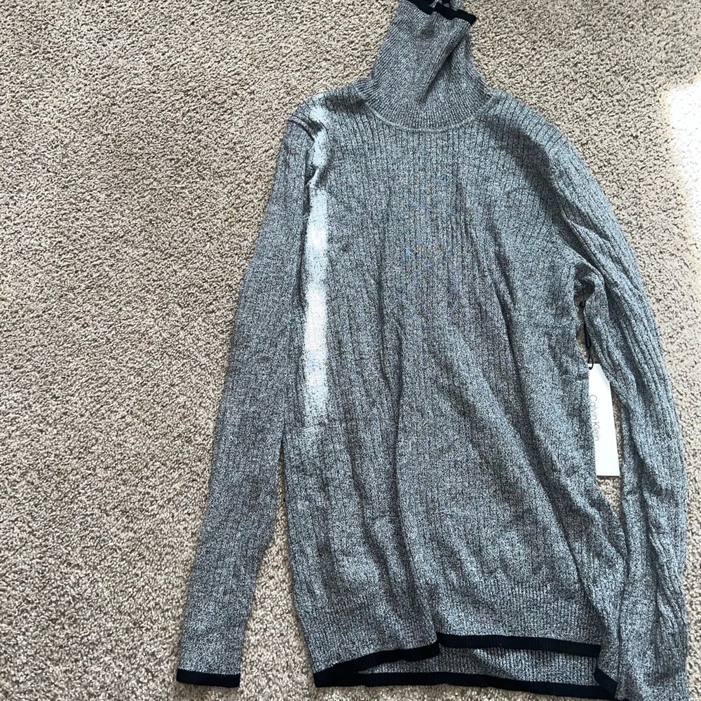 NWT CALVIN KLEIN SWEATER